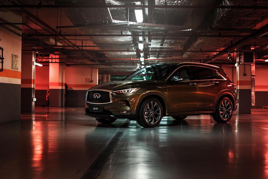  Infiniti QX50 2.0t 2018 года  (CIS) (фото 3 из 40)
